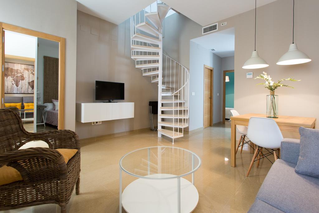 Apartamentos Alberto Lista 9 Seville Phòng bức ảnh