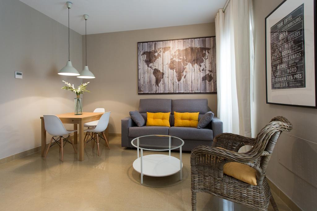 Apartamentos Alberto Lista 9 Seville Phòng bức ảnh