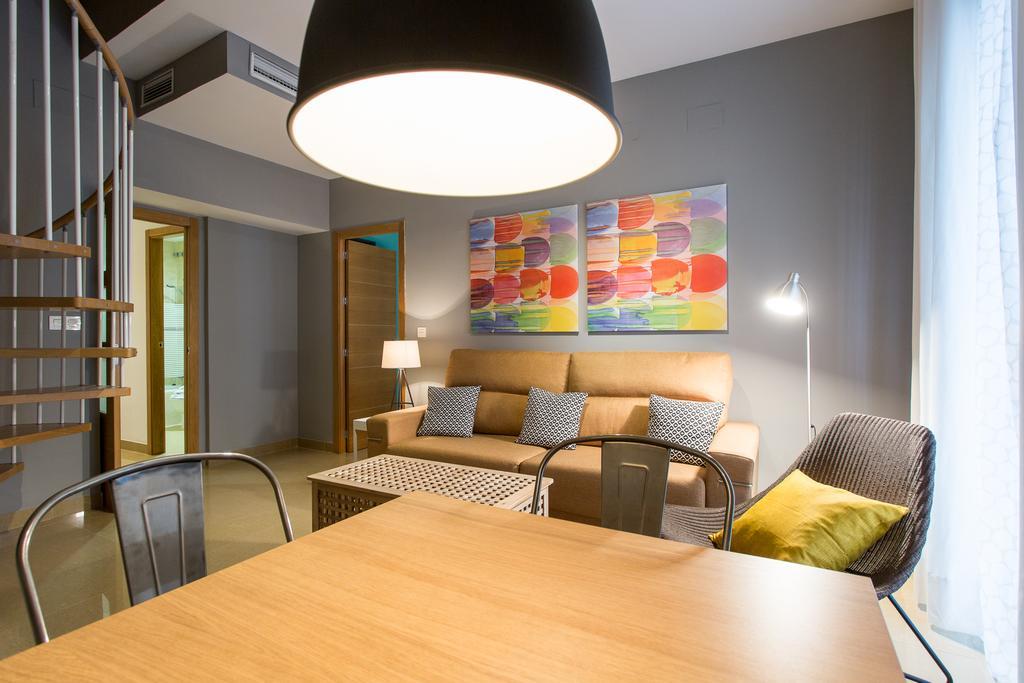 Apartamentos Alberto Lista 9 Seville Ngoại thất bức ảnh